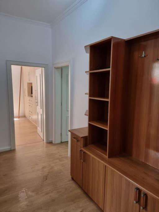 Apartament Zyli Apts, By Bunker Art 2 Museum, *